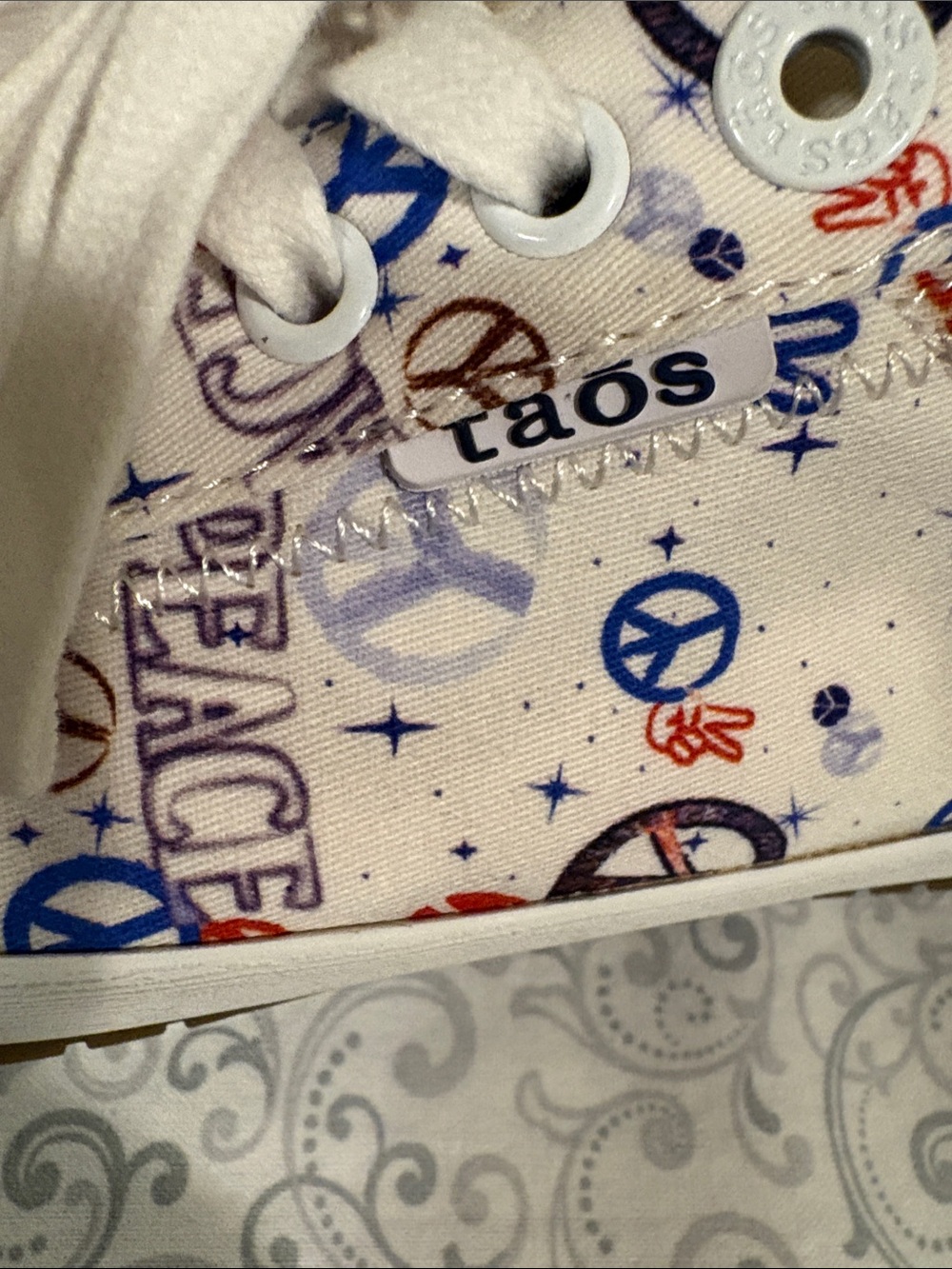 Taos Sneakers - Peace - Picture 2 of 11